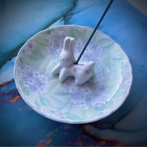 HANDCRAFTED INCENSE HOLDER BURNER RABBIT(1) made with a vintage dish from Japan